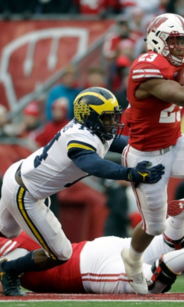 Badgers star Jonathan Taylor on verge of freshman rush mark